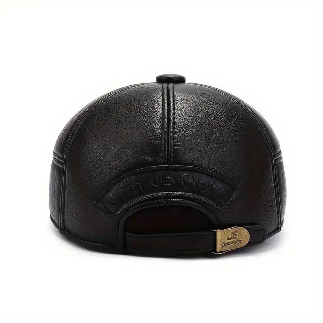 Flat cap in leather — ALDEBURGH