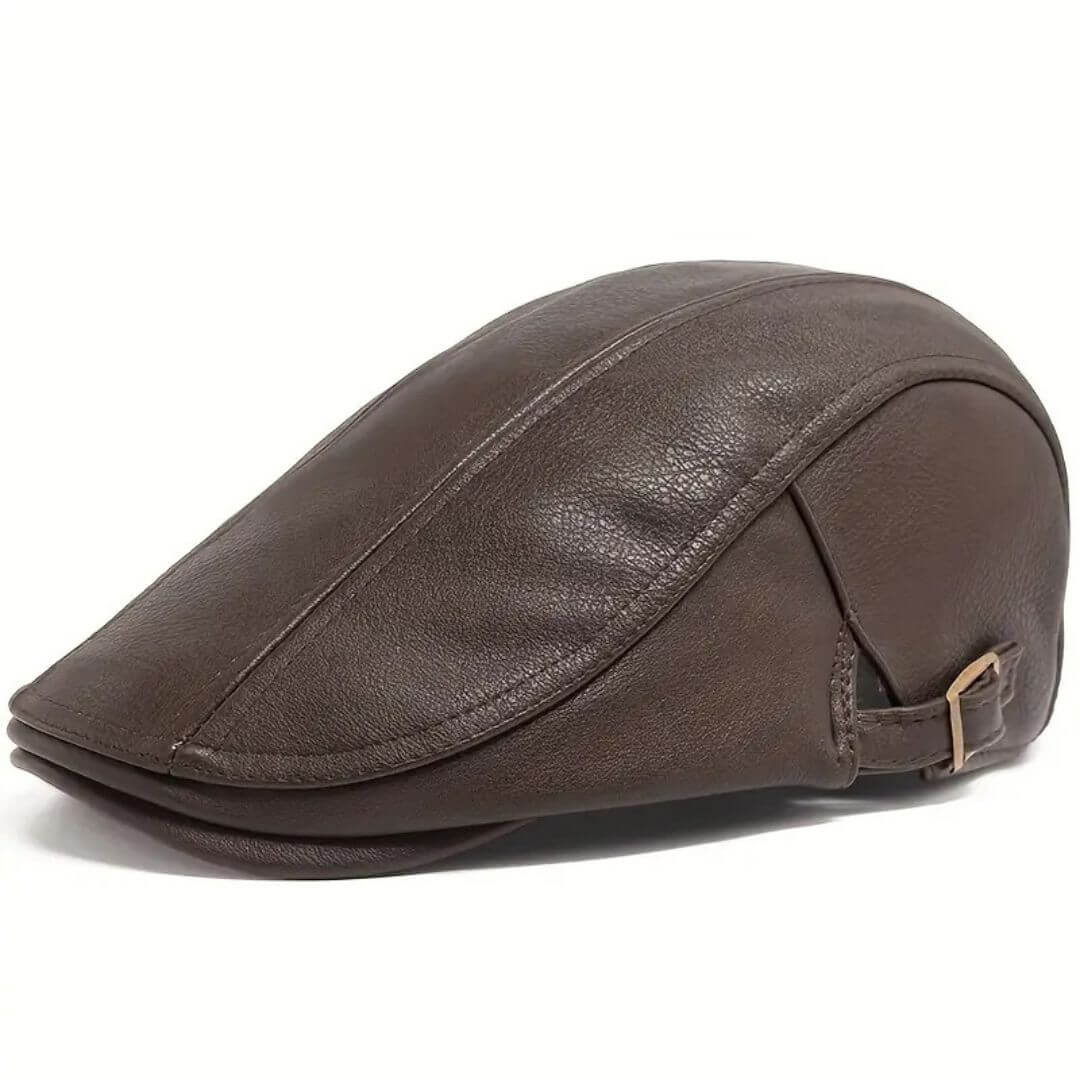 Flat cap in leather — HOLT