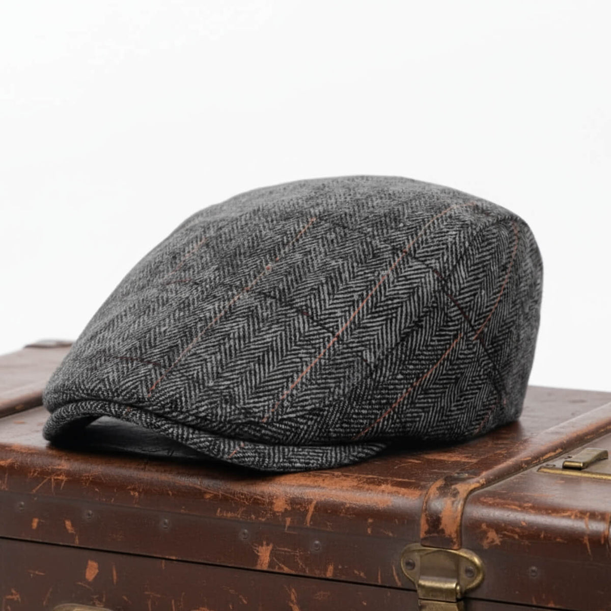 Flat cap in a wool blend — MASHAM