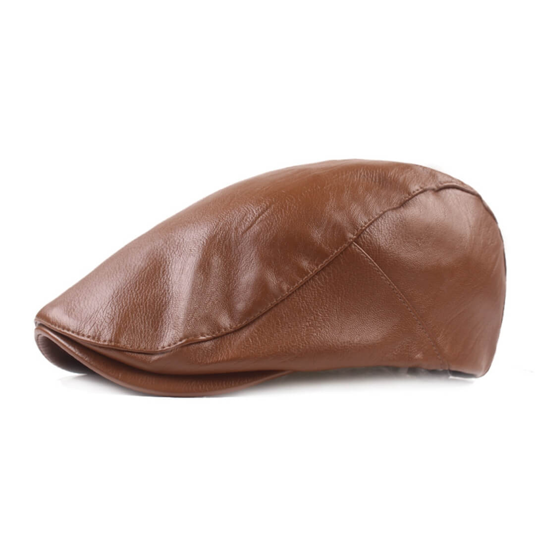 Flat cap in leather — LAVENHAM