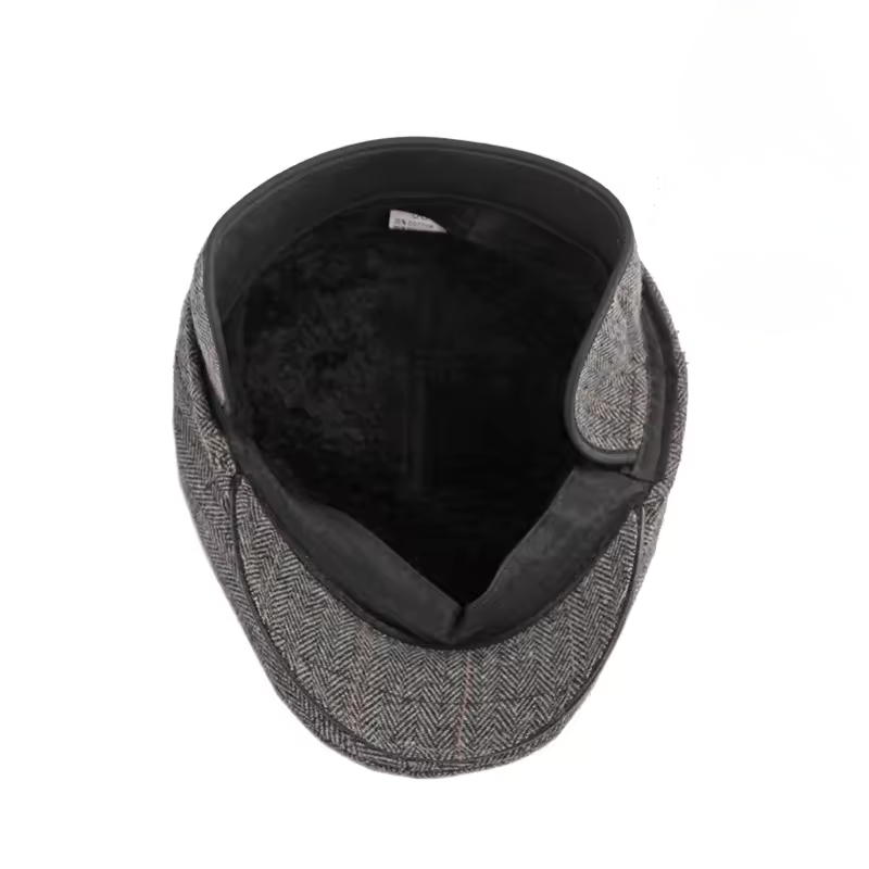 Driver cap with ear flaps in wool — LOSTWITHIEL