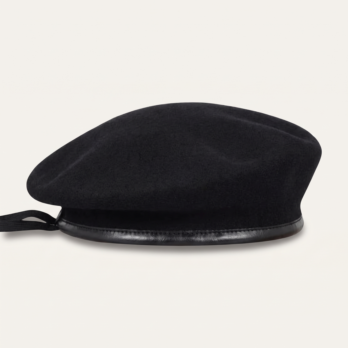 Beret in a wool blend — BEDALE