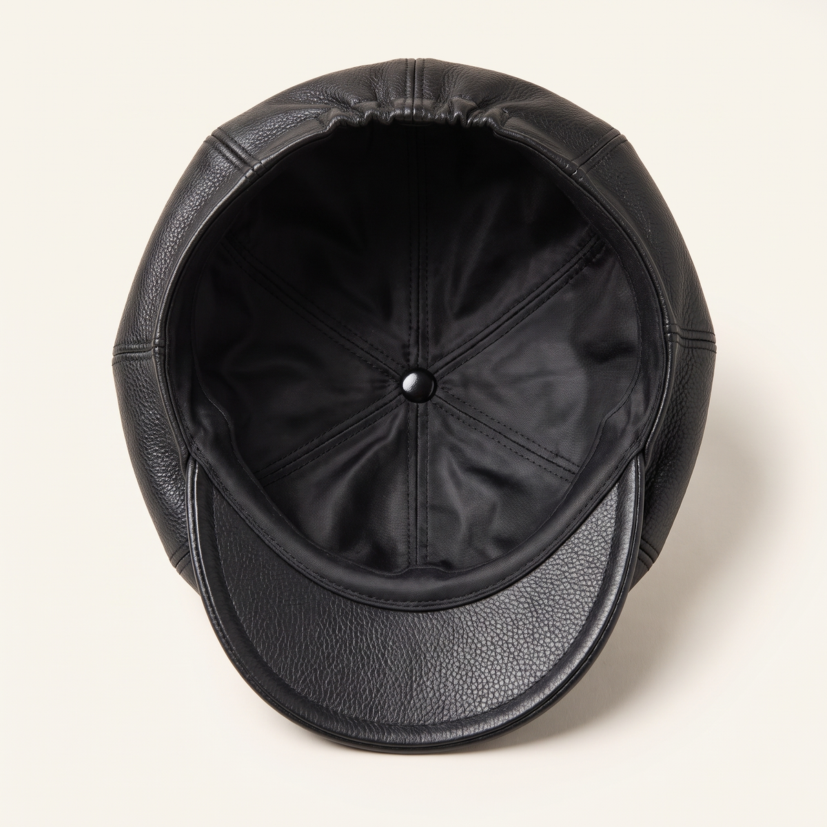 Flat cap in leather — SOUTHWOLD