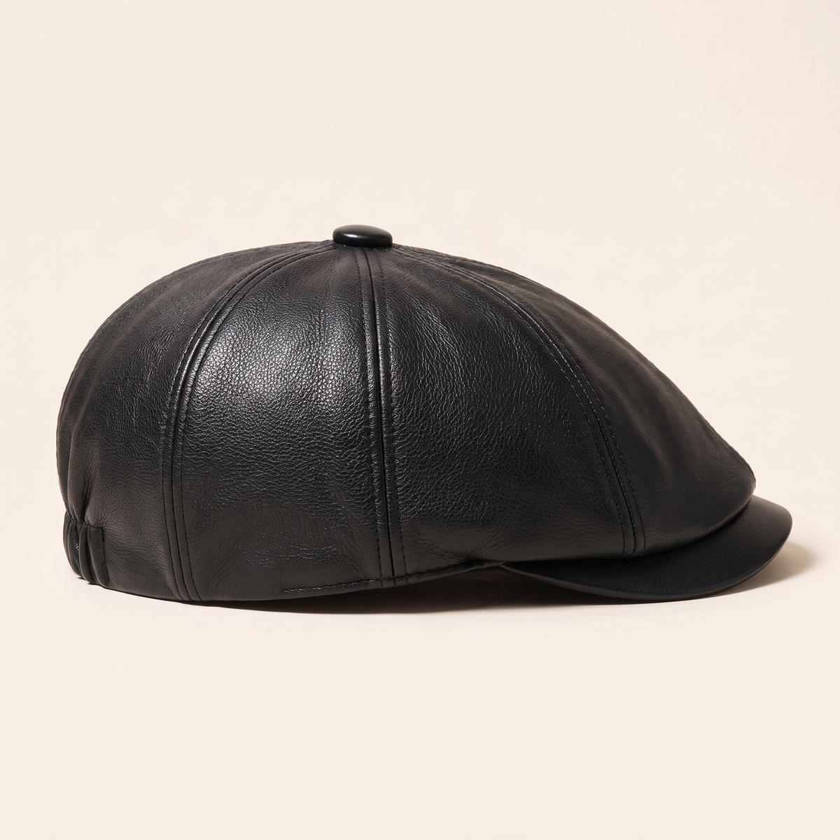 Flat cap in leather — SOUTHWOLD