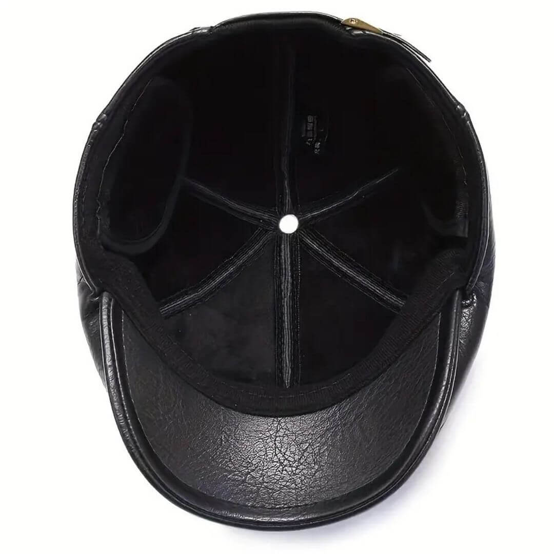 Flat cap in leather — ALDEBURGH