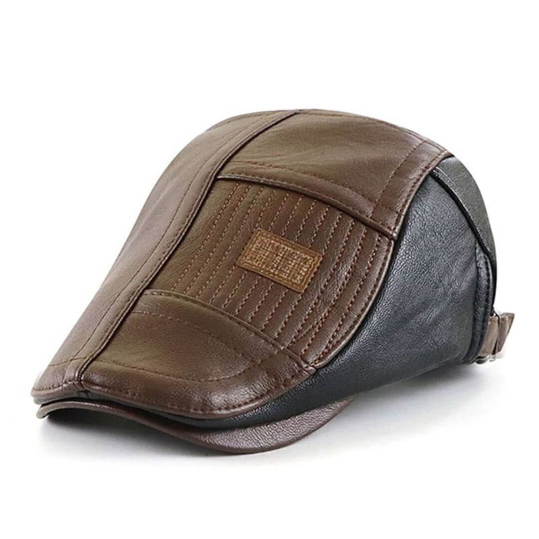 Flat cap in faux leather — HOWDEN