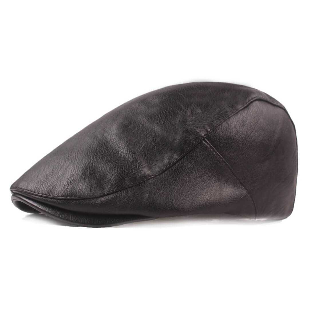 Flat cap in leather — LAVENHAM