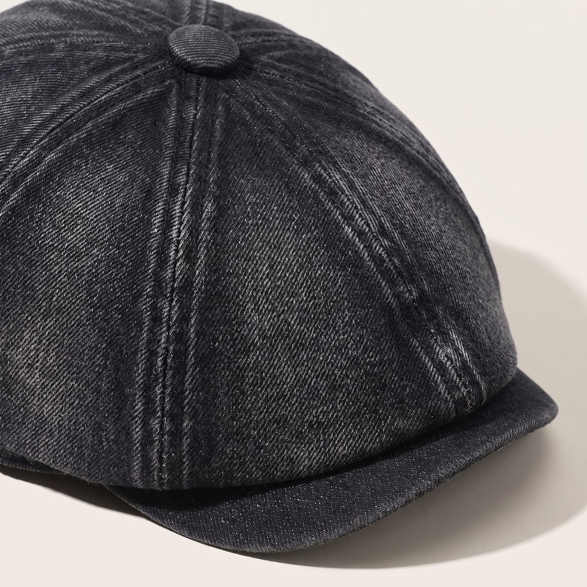 Newsboy cap in denim — MACHYNLLETH
