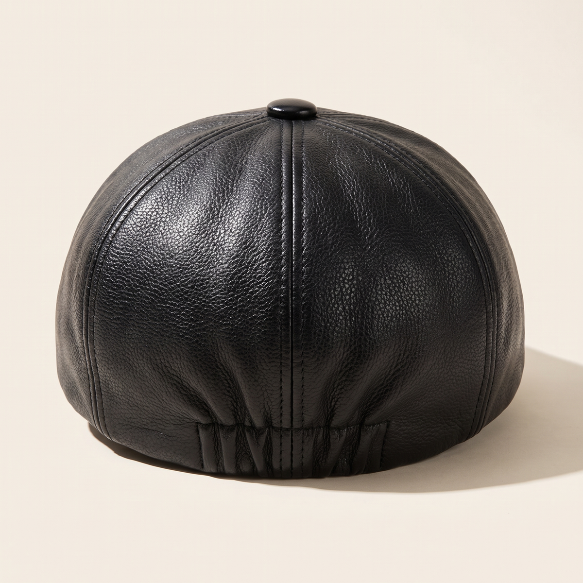 Flat cap in leather — SOUTHWOLD
